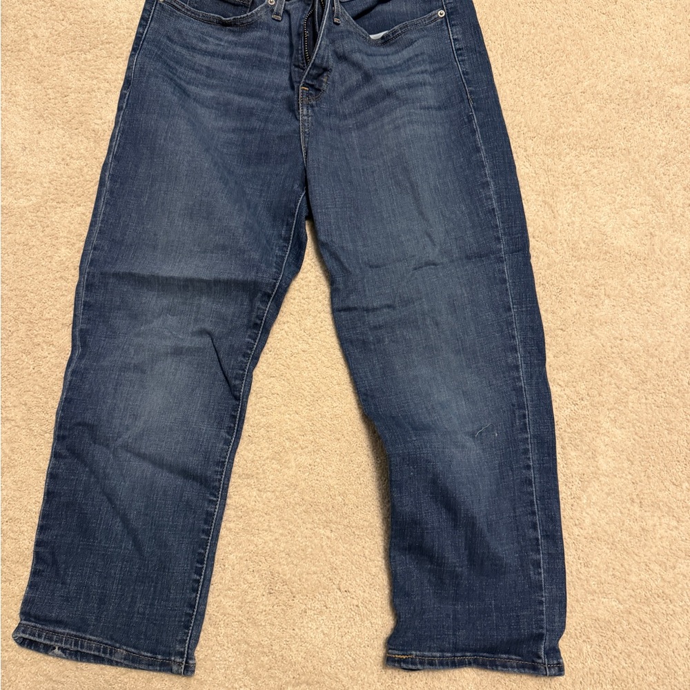 Levi's Women's Relaxed Fit Jeans - Dark Blue Capri’s